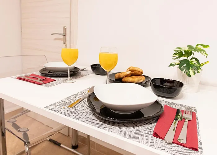 Sepolia 1 Bdrm 4 Pers Apartment By Mps